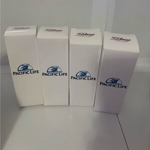 NWB Titleist Pro V1x x Pacific Life 12 Ball Set